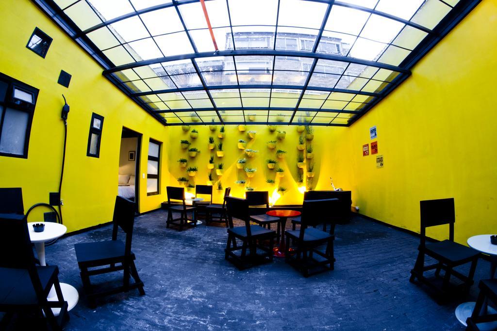 12:12 Hostels Bogota Luaran gambar