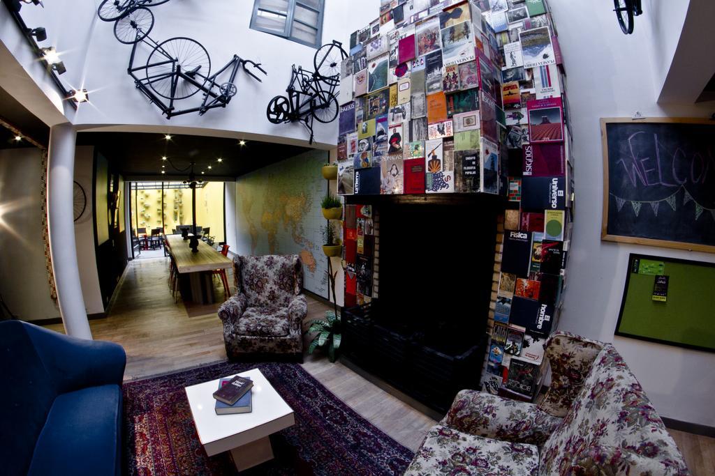 12:12 Hostels Bogota Luaran gambar