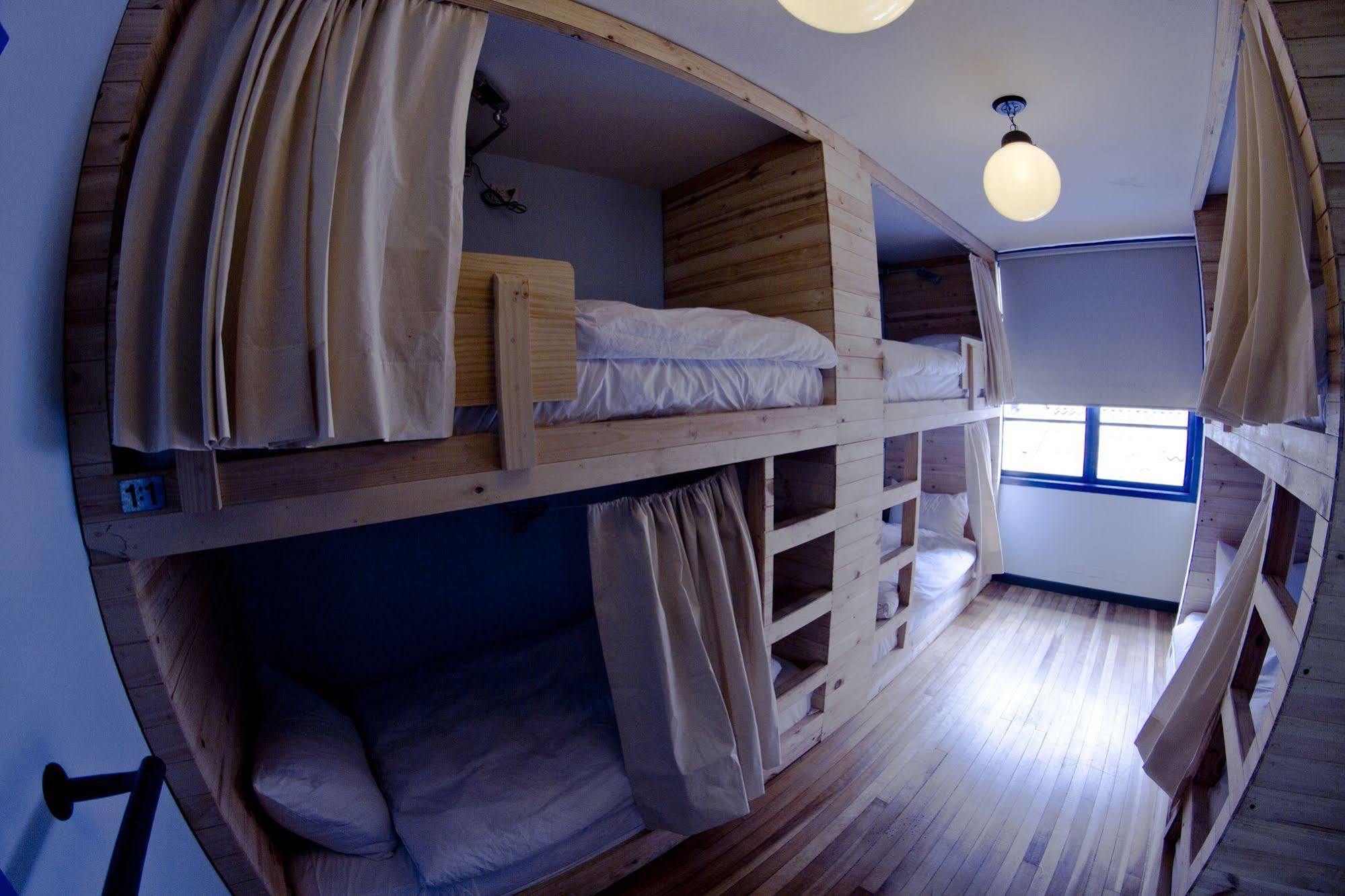 12:12 Hostels Bogota Luaran gambar