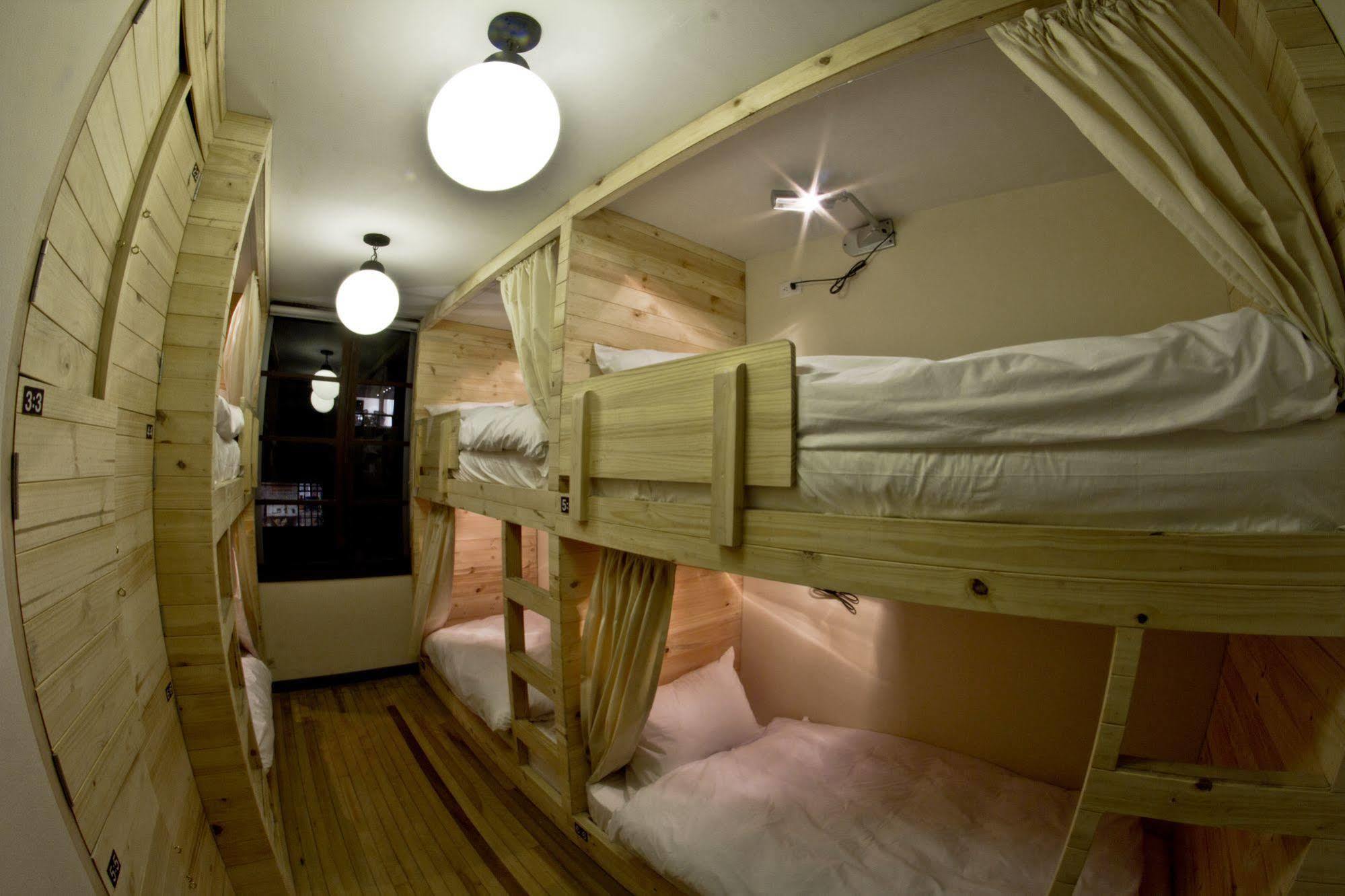 12:12 Hostels Bogota Luaran gambar